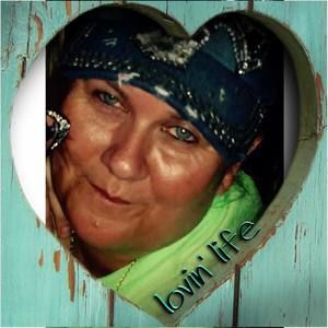 Meet your Posher, Sissy